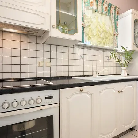 Ilenia's 3 Bedroom House With Private Pool * Laganász