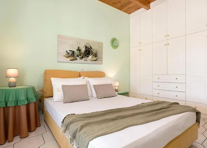 Ilenia's 3 Bedroom House With Private Pool Σπίτι διακοπών