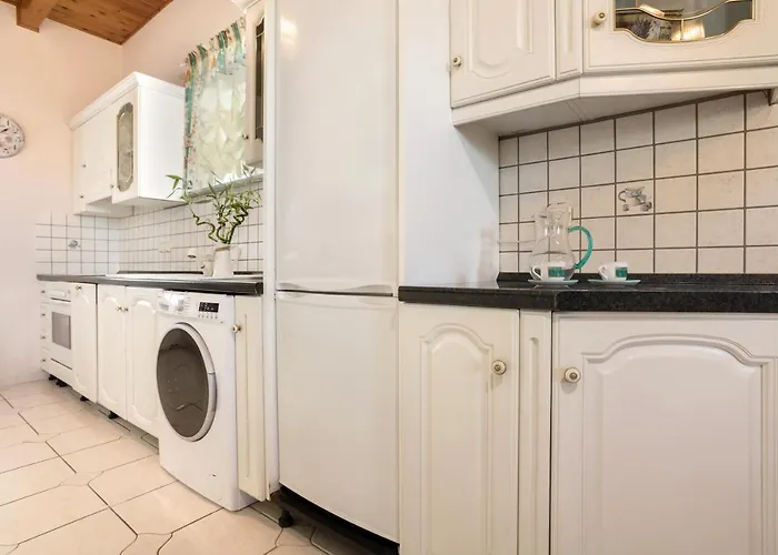 Ilenia's 3 Bedroom House With Private Pool Σπίτι διακοπών Λαγανάς
