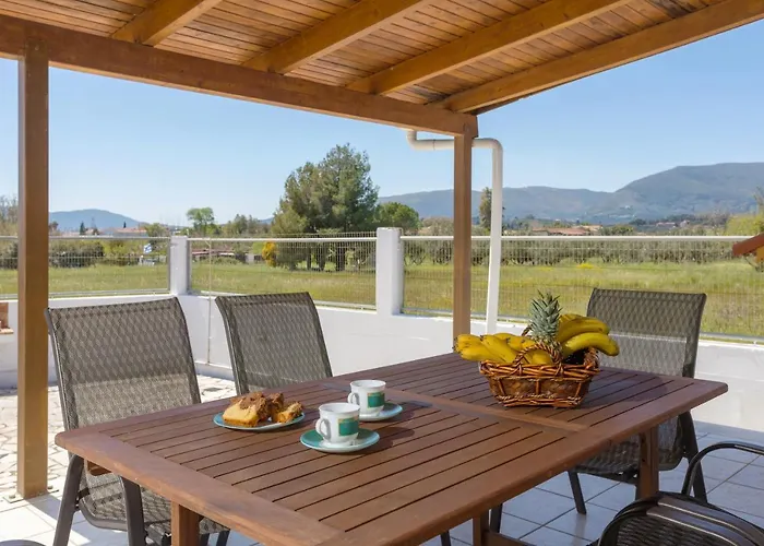 Dom wakacyjny Ilenia's 3 Bedroom House With Private Pool Laganas
