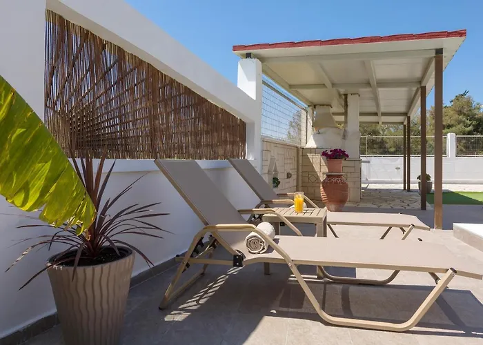 Dom wakacyjny Ilenia's 3 Bedroom House With Private Pool Laganas